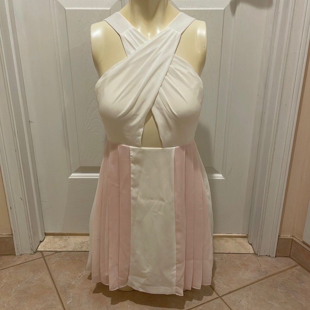 NEW BCBGeneration women’s dress 0